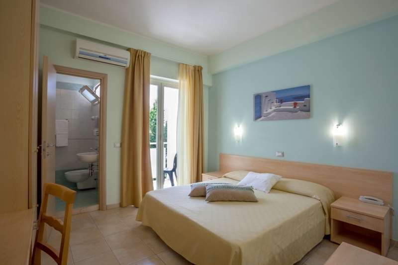 Hotel Caggiari Senigallia Zimmer foto